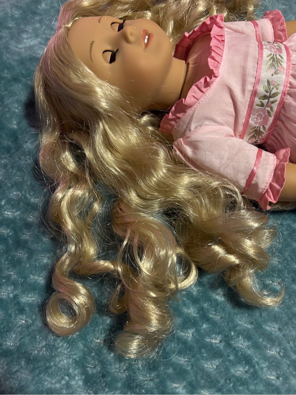American Girl Caroline Abbott Doll in Light Pink Outfit - Picture 10 of 14